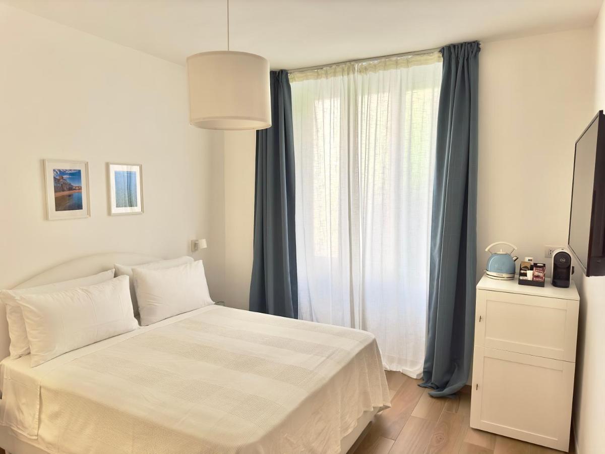 B&B Cellini Santa Maria di Castellabate Exterior foto